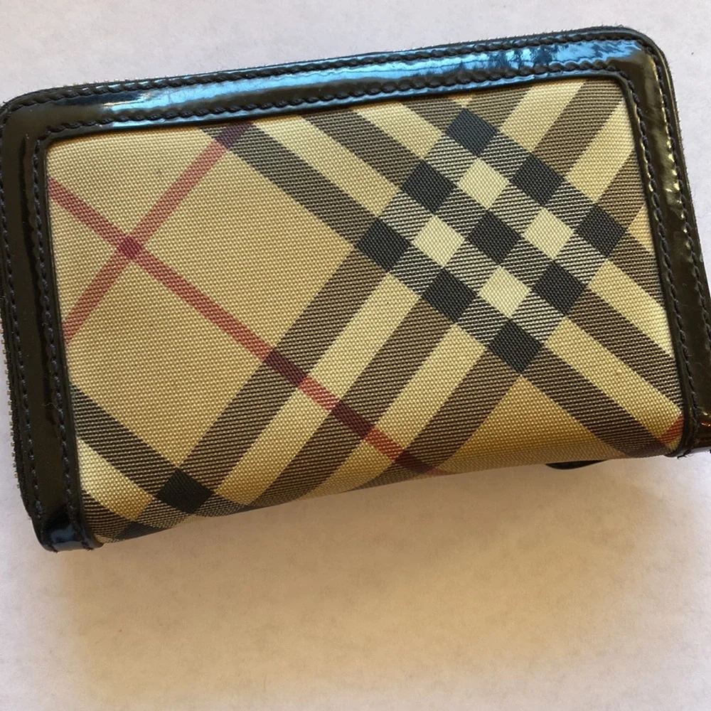 Burberry Wallet - Picture 3 of 7